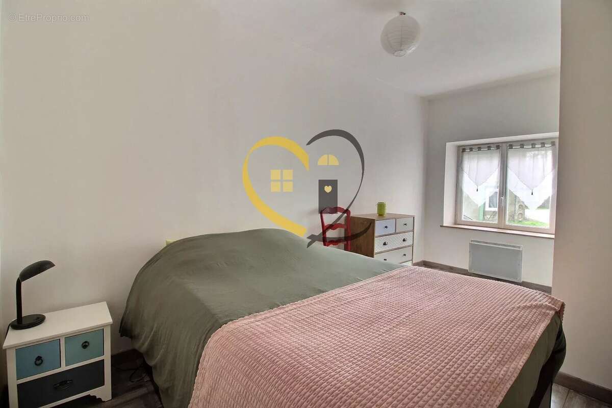 Maison à SAINT-MARTIN-D'AUXIGNY