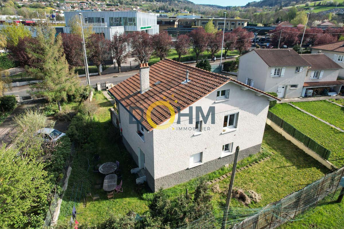 Maison à VALS-PRES-LE-PUY
