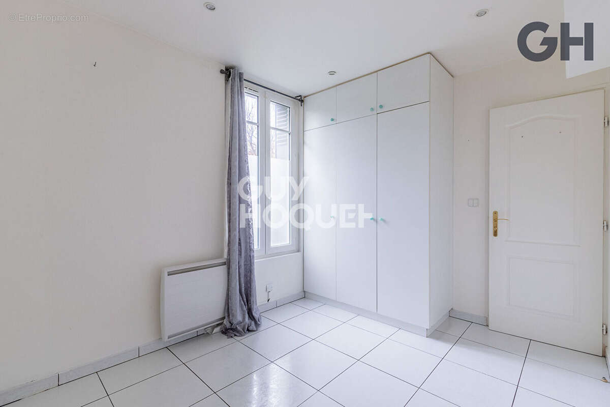 Appartement à CORBEIL-ESSONNES