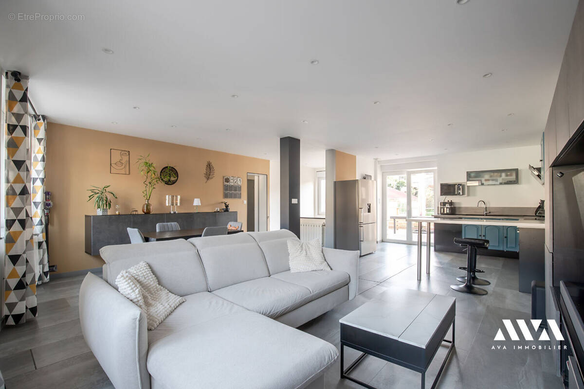 Maison à DOMMARTIN-LES-TOUL