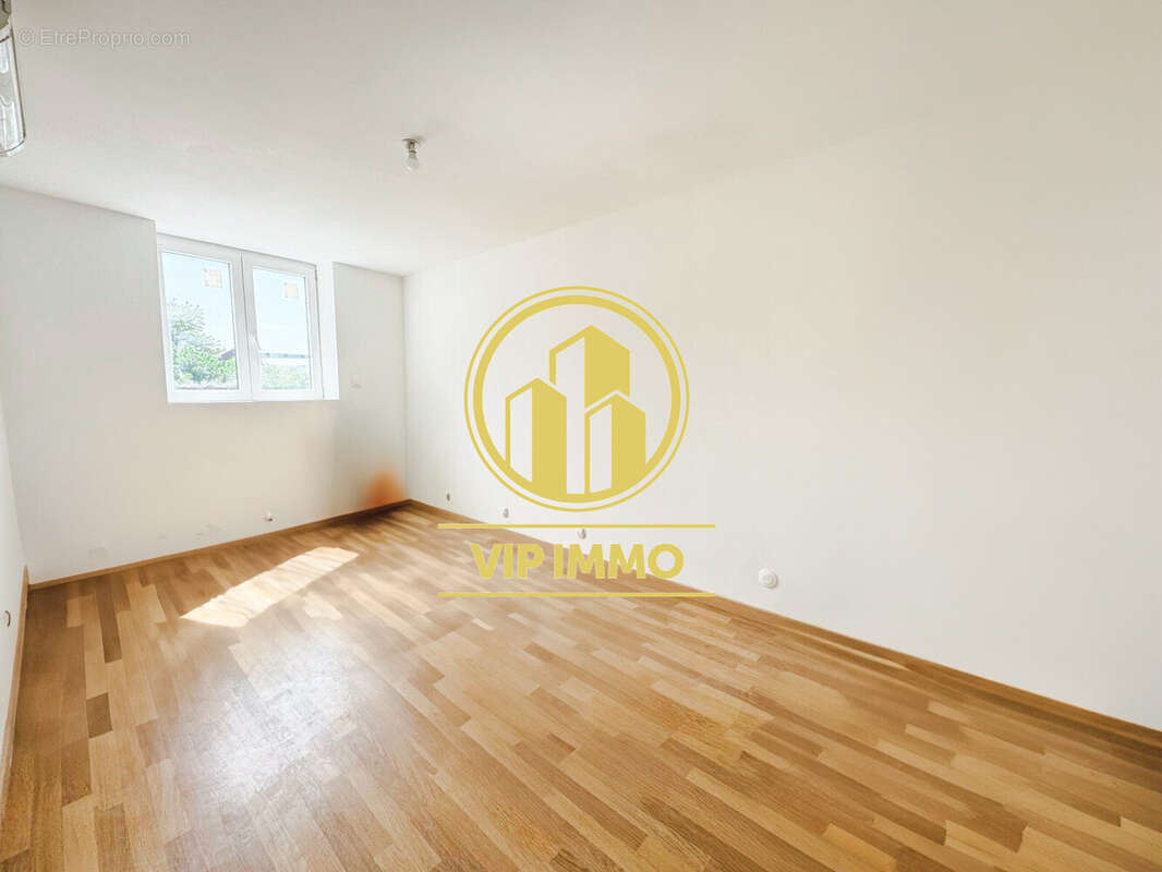 Appartement 76 m² à Lille  - photo 8