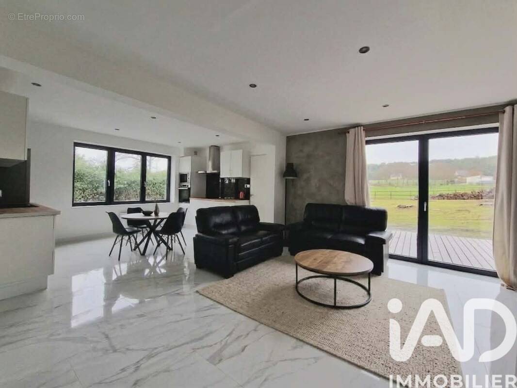 Photo 1 - Maison à SAINT-GILDAS-DES-BOIS