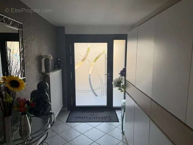 TALANGE: Belle Maison F5 avec beau jardin - photo 16