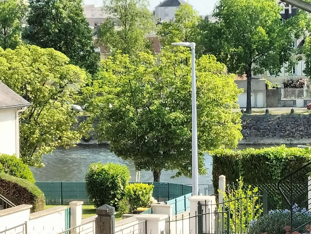 Maison à LAVAL