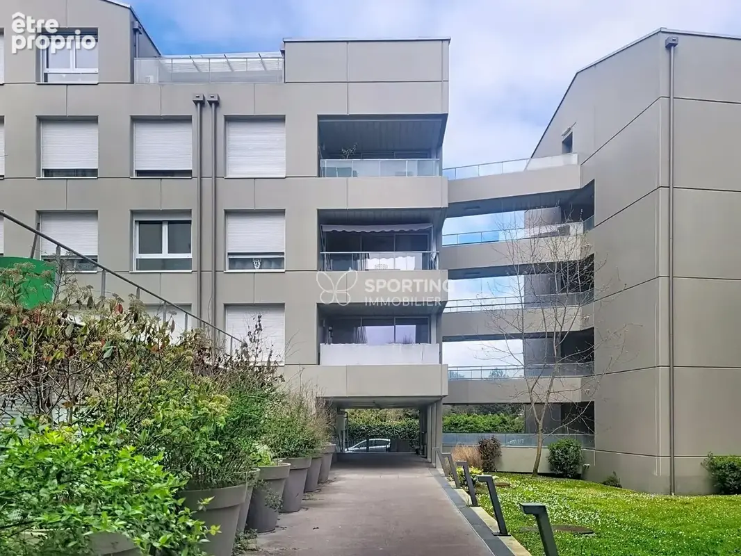 Comme une maison sur le toit : T4 avec terrasse 20 m² à Cenon bas + parking et cave - photo 12
