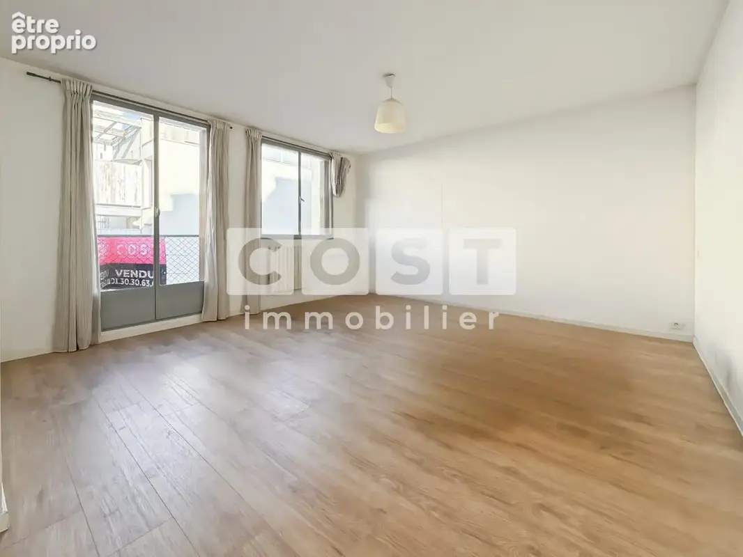 Appartement à GENNEVILLIERS