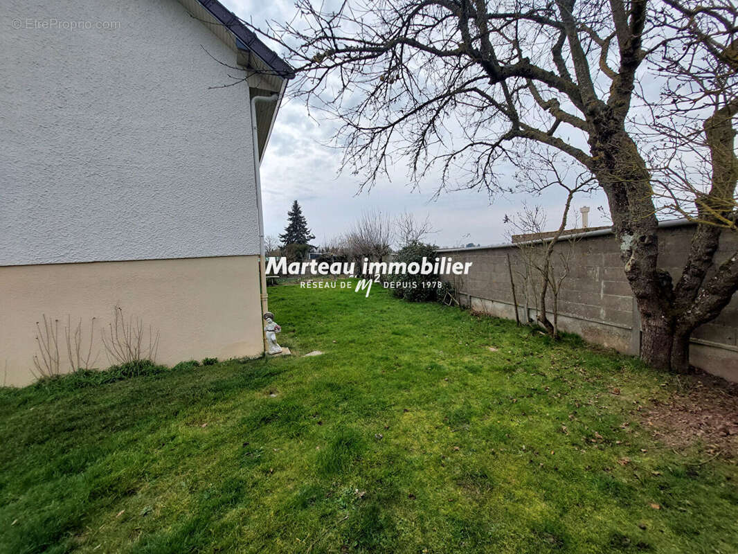 Maison à CHAPELLE-ROYALE