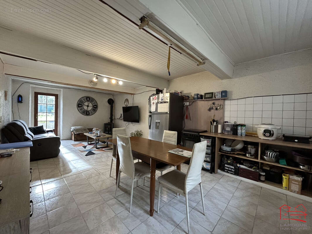 Maison à BOURG-DE-VISA