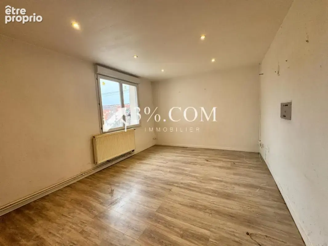 3%COM Maison à rénover 4 pièces avec  2 chambres sur 2,53 ar - photo 2