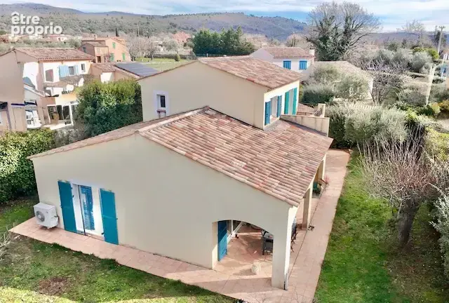 Maison à SAINT-CEZAIRE-SUR-SIAGNE