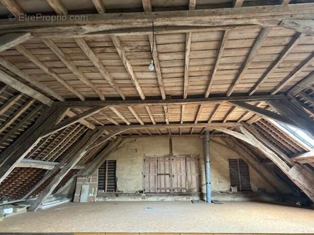 Maison à BESSE-SUR-BRAYE