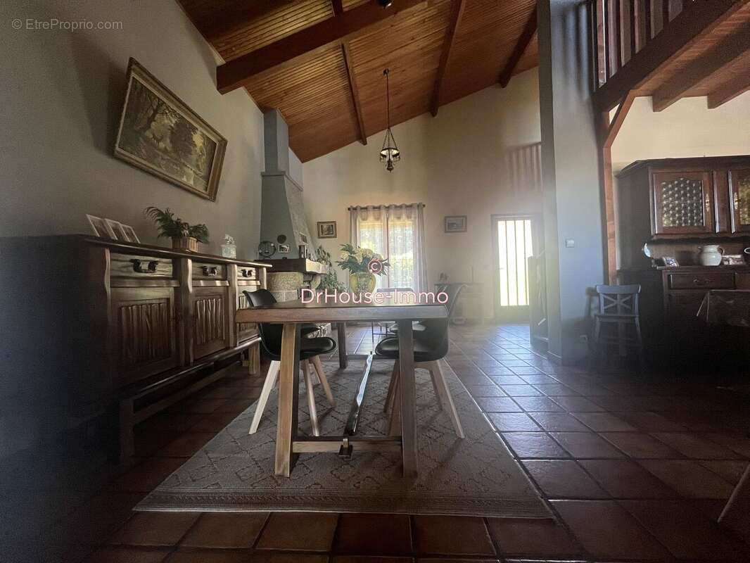 Maison à ARTIGUES-PRES-BORDEAUX