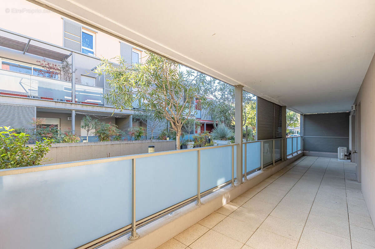 Appartement à MAUGUIO