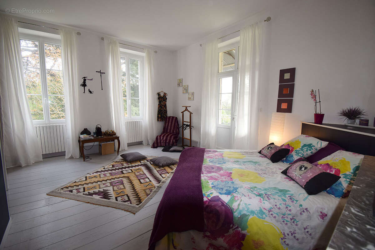 Maison à VILLENEUVE-SUR-LOT