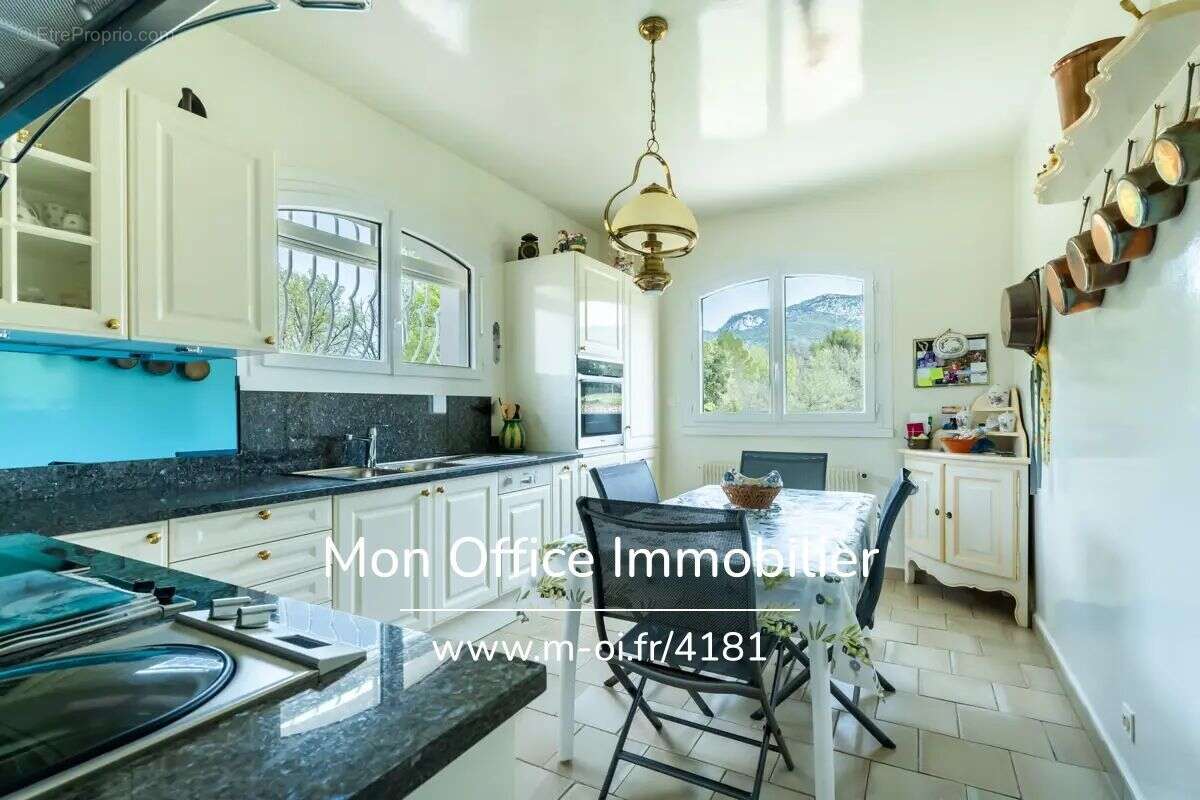 Maison à TRETS