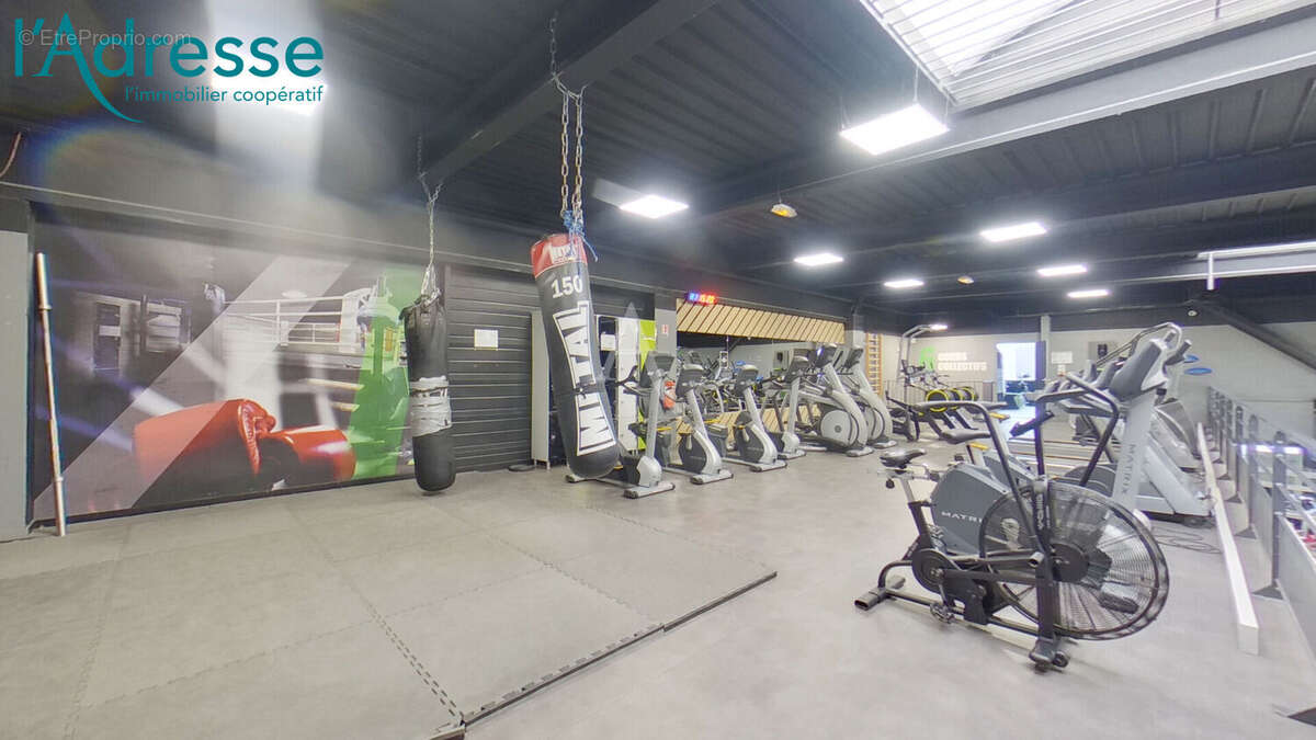 Commerce à CHAMPS-SUR-MARNE