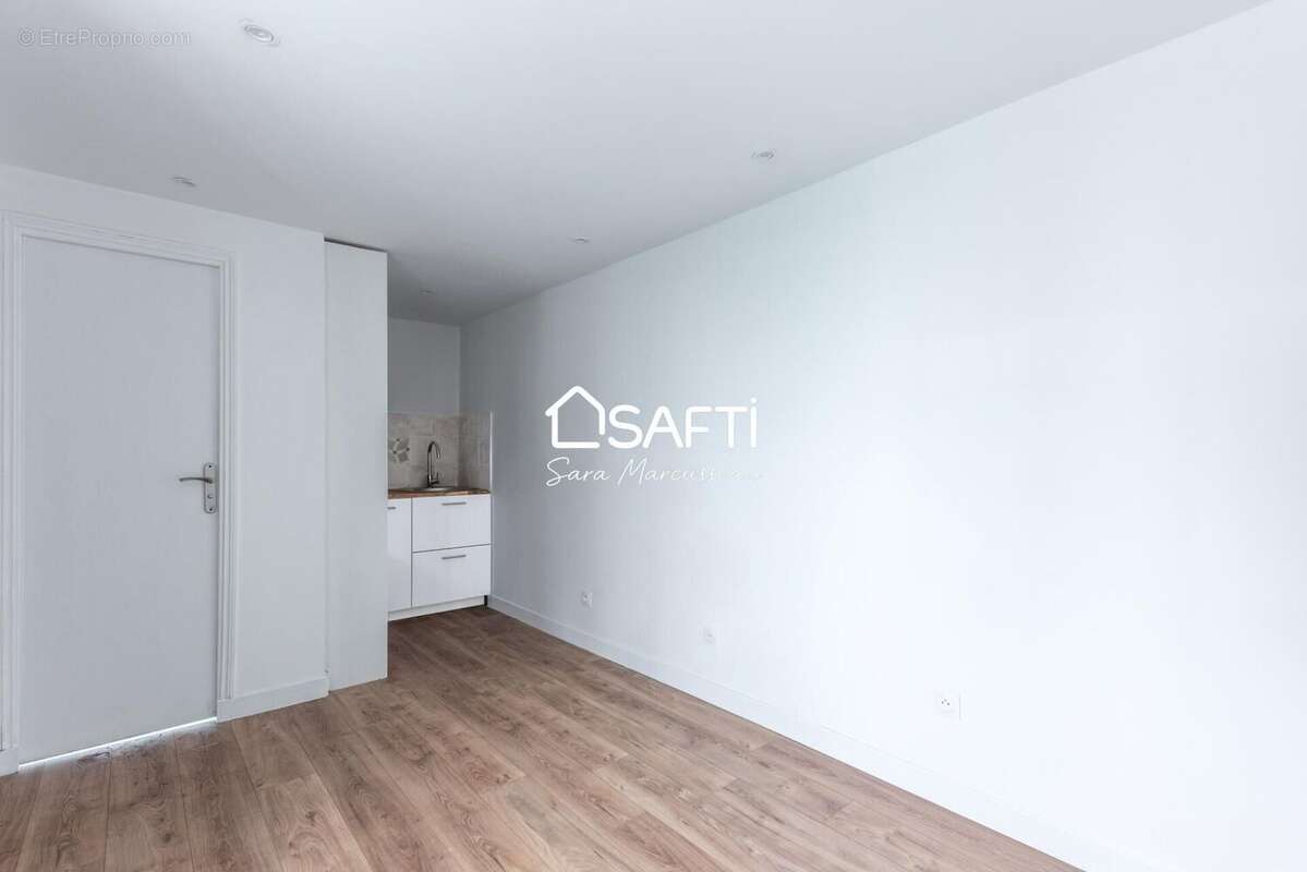 Photo 3 - Appartement à PARIS-18E