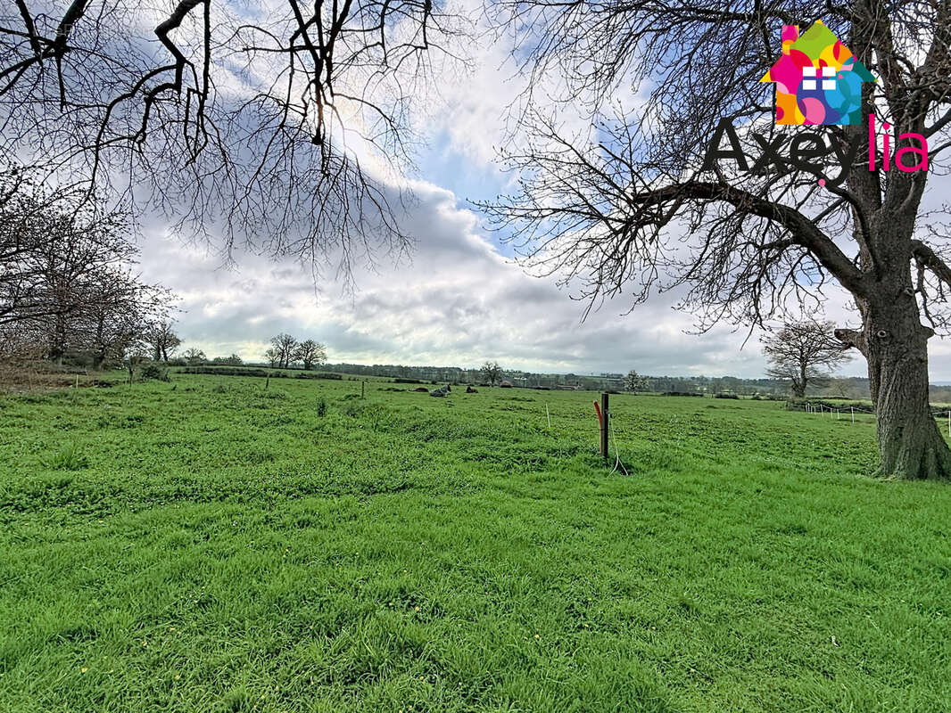 Maison à SAINT-ROMAIN-LA-MOTTE