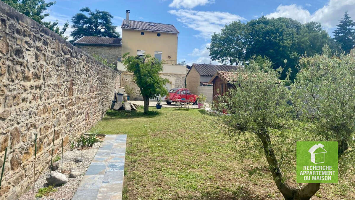 Maison à LAGNIEU