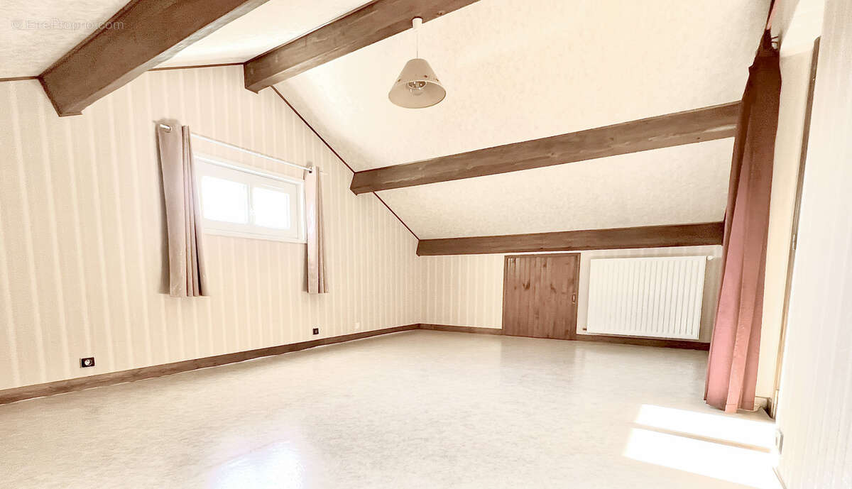 Maison à SAINT-MARCELLIN-EN-FOREZ