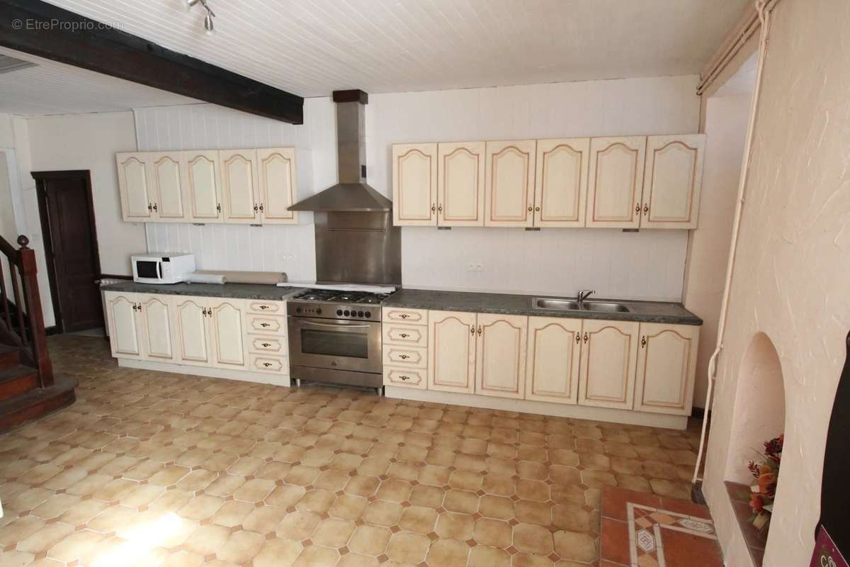 Maison à BEAULIEU-SUR-SONNETTE