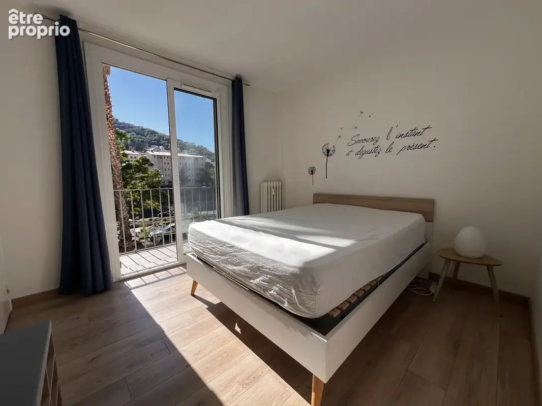 Superbe t2 entièrement rénové avec balcon plein sud - photo 5