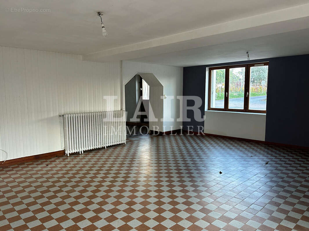 Maison à VILLEDIEU-LES-BAILLEUL