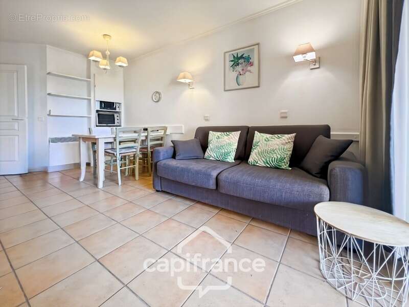 appartement REZ de JARDIN,résidence du lac, 31 m2, chambre ouverte, grande salle de douche, rangements, cave collective - photo 8