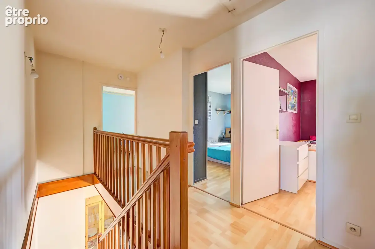SAINT-MAUR-DES-FOSSÉS (Quartier La Pie)   Duplex esprit maison de 4 chambres avec jardin privatif et box - photo 11