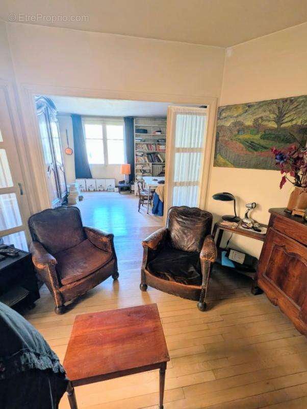 Appartement à ISSY-LES-MOULINEAUX