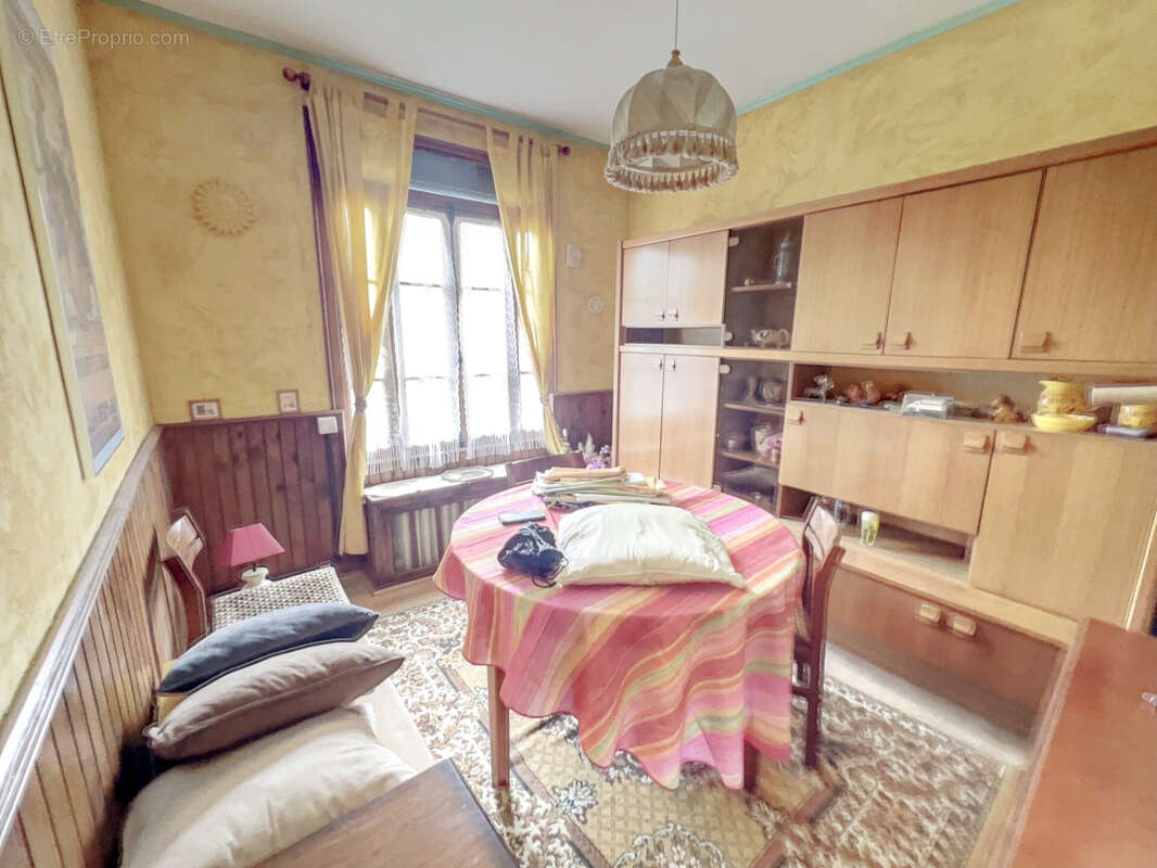 Maison à CHAMPS-SUR-MARNE