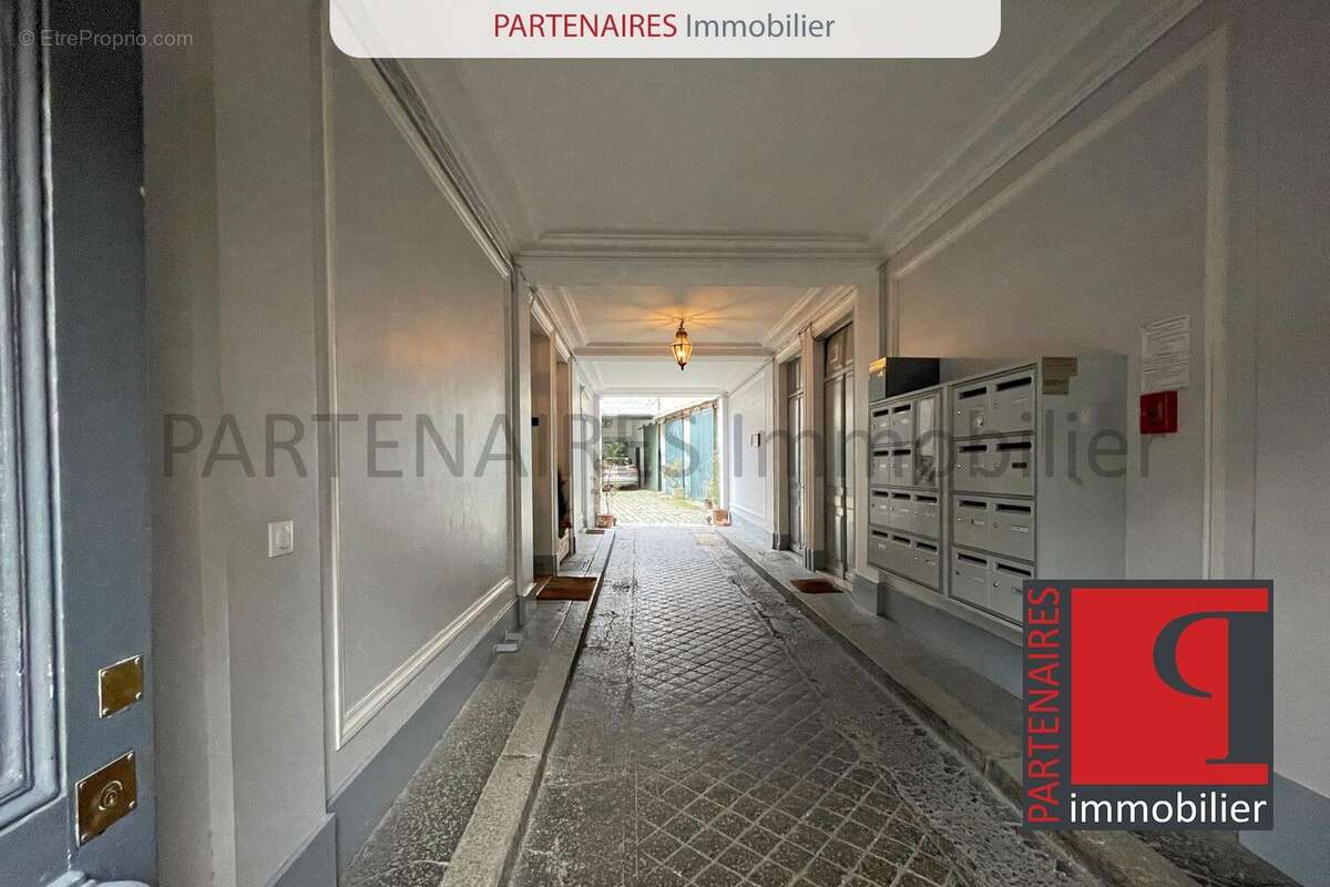 Appartement à VERSAILLES