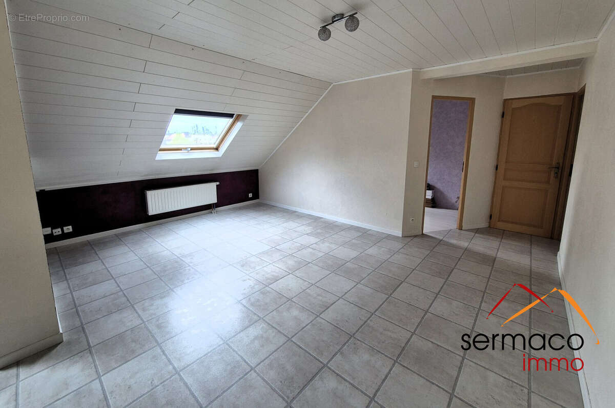 séjour étage - Maison à SARREGUEMINES