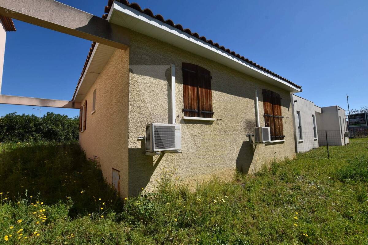 Maison à VILLENEUVE-LES-BEZIERS