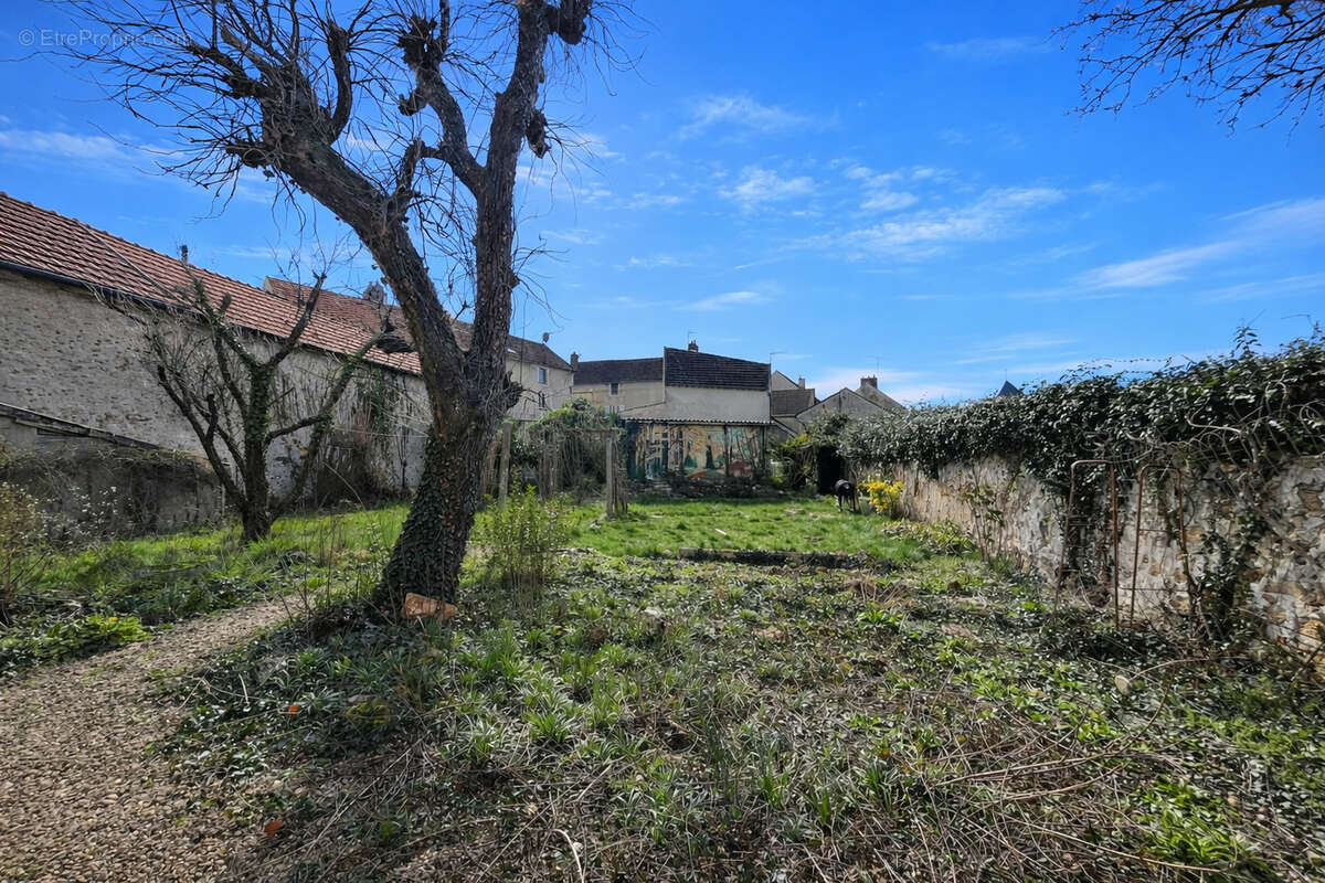 Appartement à LA FERTE-SOUS-JOUARRE