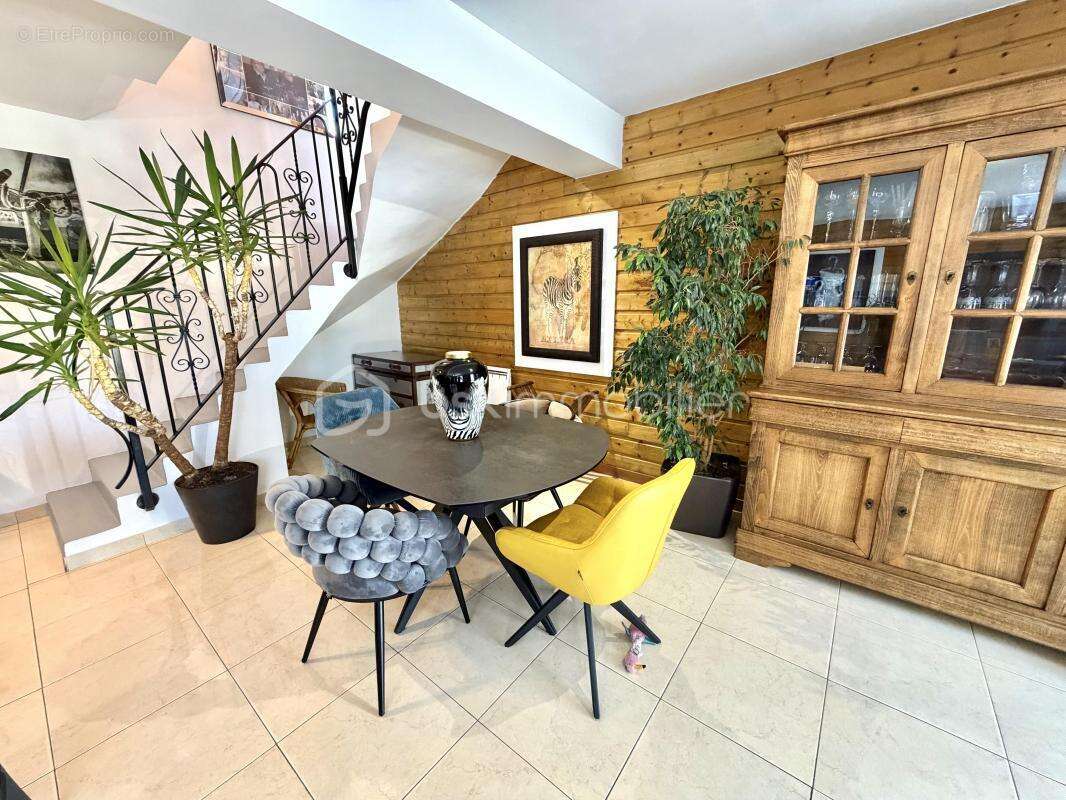 Maison à CAUDEBEC-LES-ELBEUF