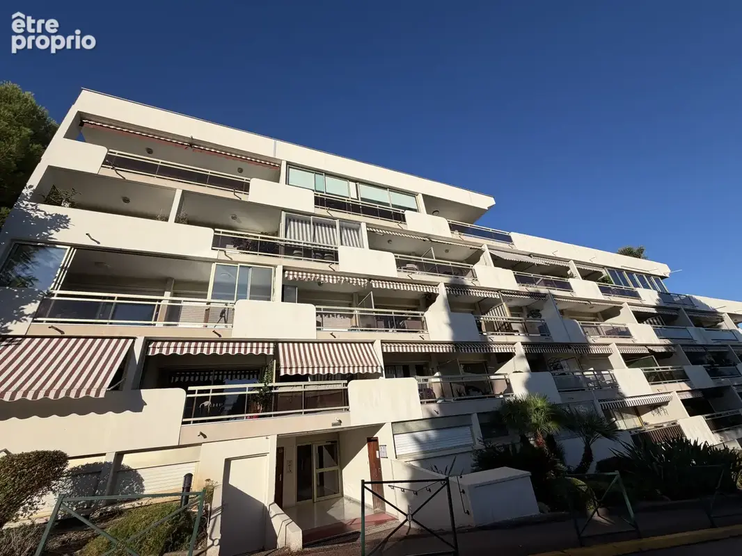 Antibes   2 pièces 59 m2   vue mer   piscine et tennis - photo 9