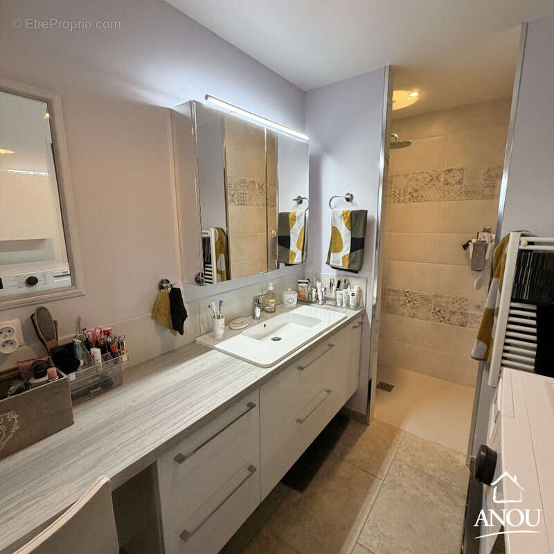 Maison à SAINT-DENIS-LES-PONTS