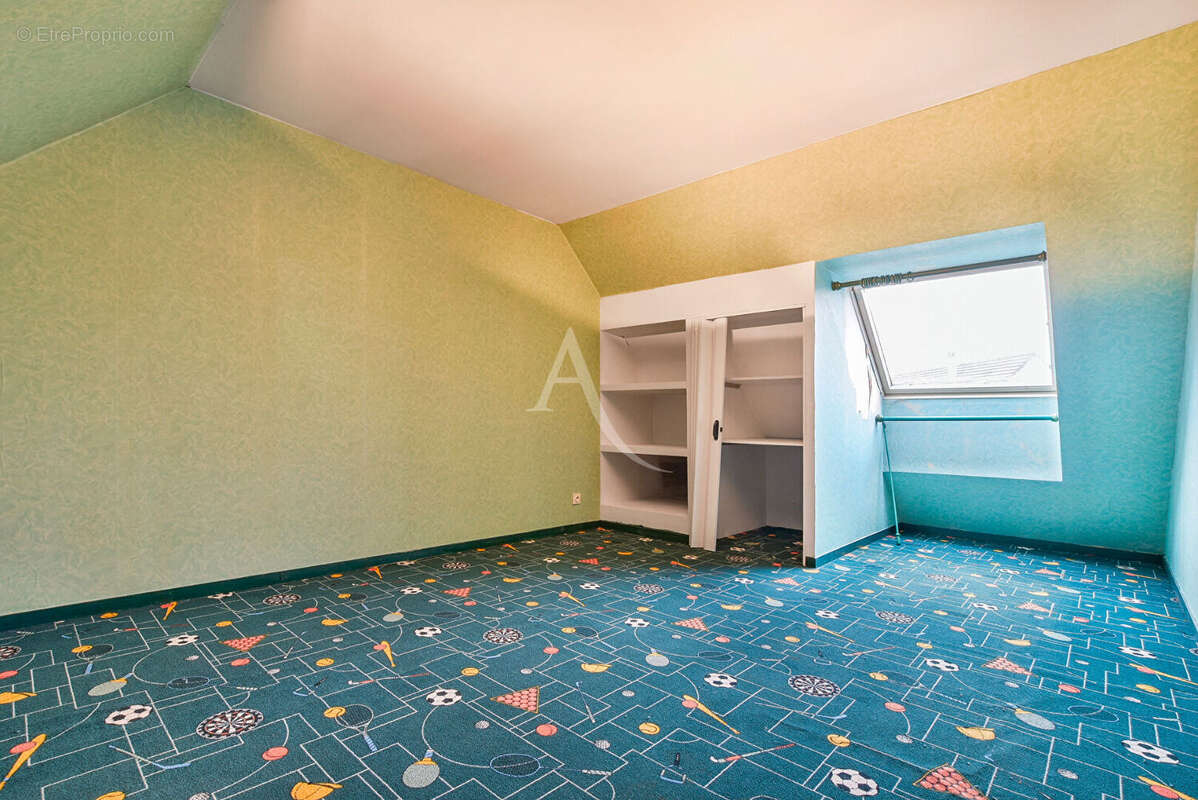 Maison à BRIE-COMTE-ROBERT