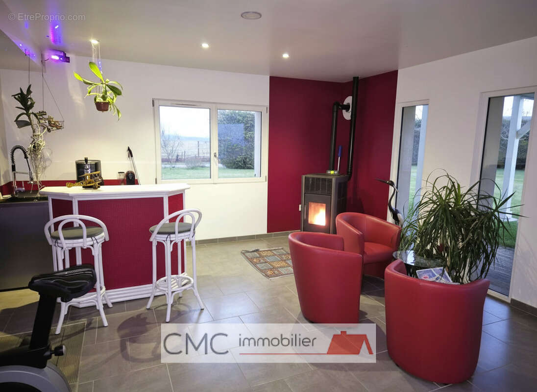 Maison 200 m² à Voves  - photo 15