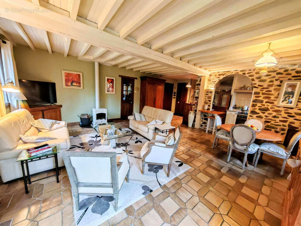 Maison à THURY-HARCOURT