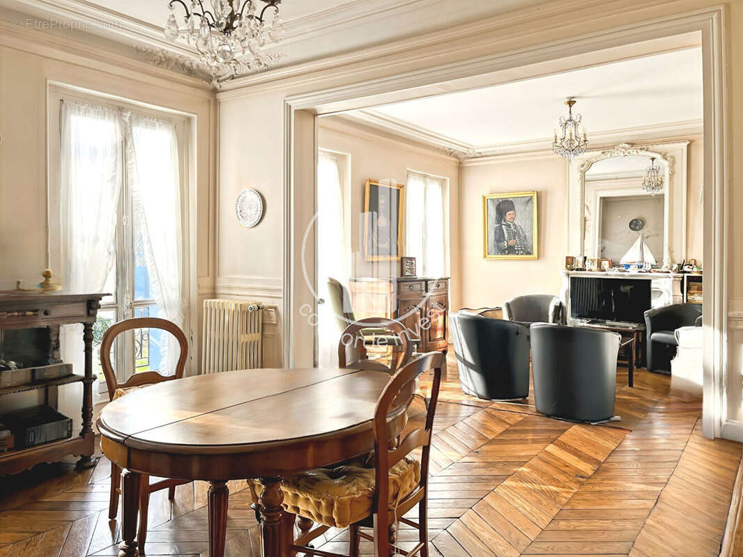 Maison à ASNIERES-SUR-SEINE