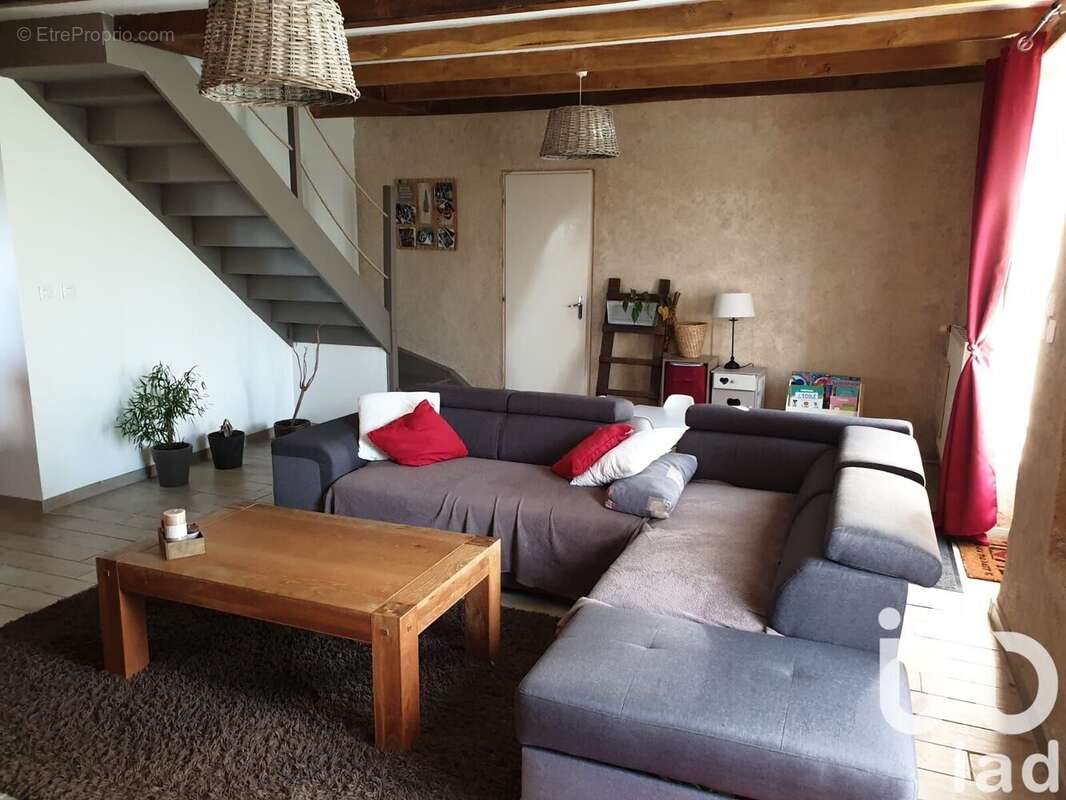 Photo 5 - Maison à VASLES