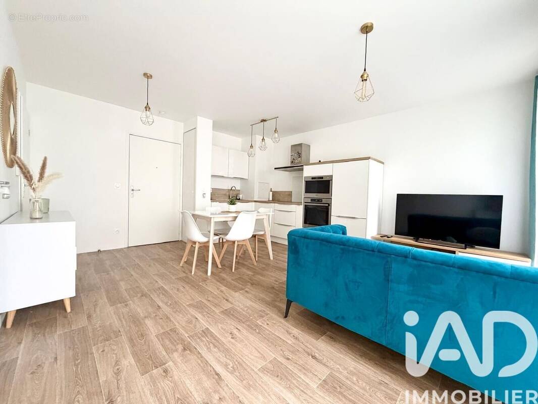 Photo 1 - Appartement à BRIE-COMTE-ROBERT