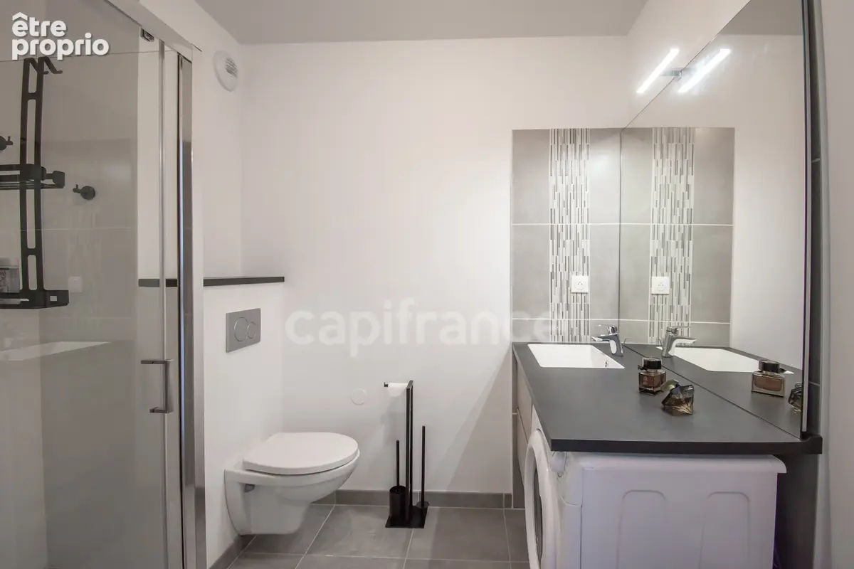 ROYAN – PONTAILLAC  T2 récent avec balcon à 650 m de la plage - photo 9
