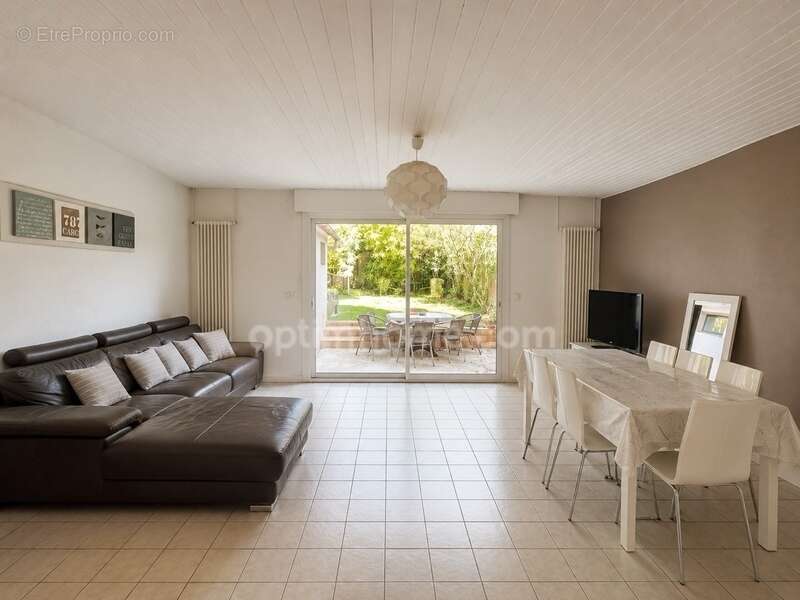 Maison à vendre 5 pièces CHOLET (49) - photo 2