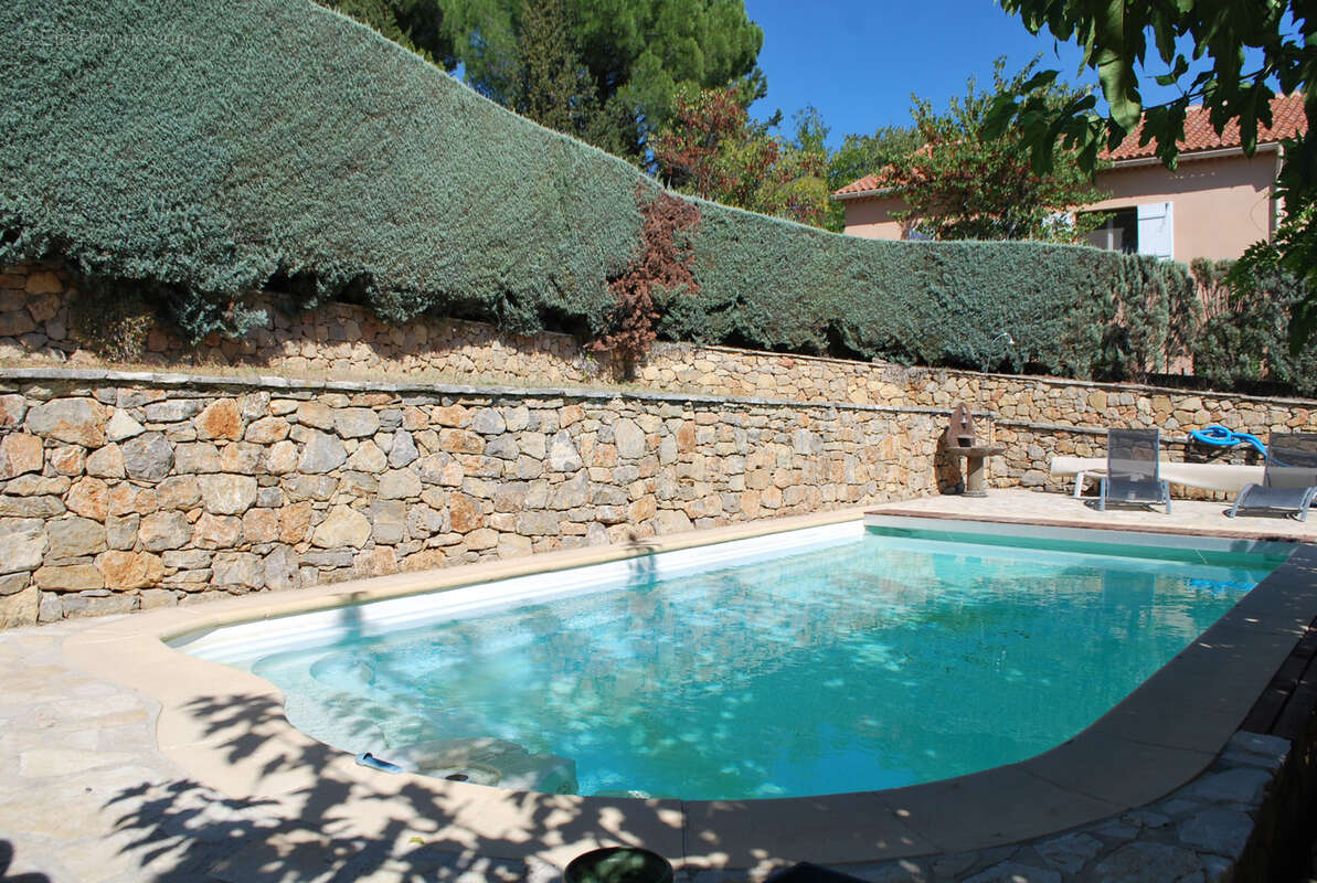 Maison à VILLECROZE