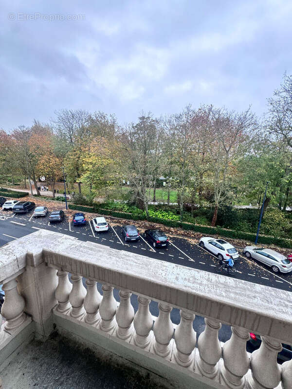 Au coeur de la ville - superbe appartement haussmannien avec ascenseur - photo 7