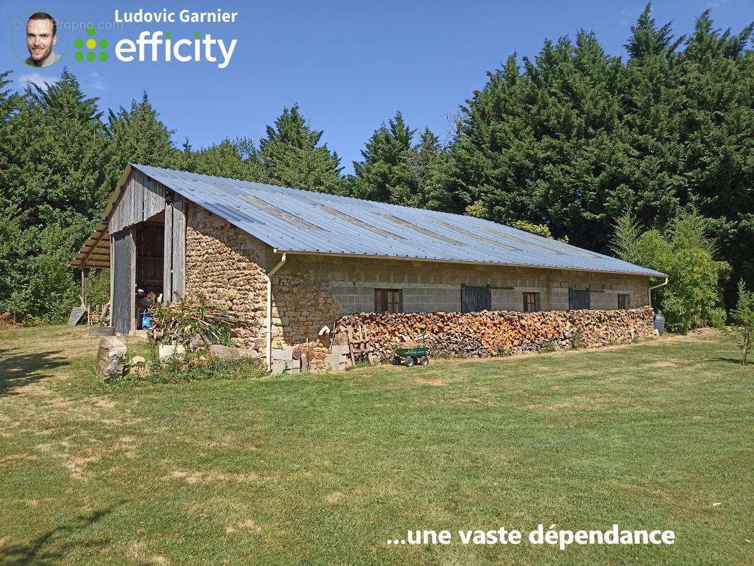 Maison 167 m² à Mortain  - photo 3
