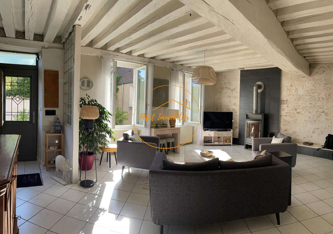 Maison à MEUNG-SUR-LOIRE